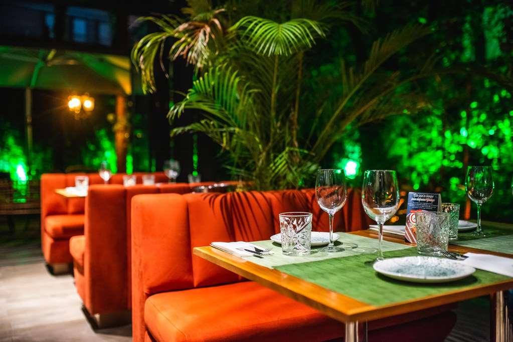 Vp Jardin De Recoletos Hotel Madrid Restaurant photo